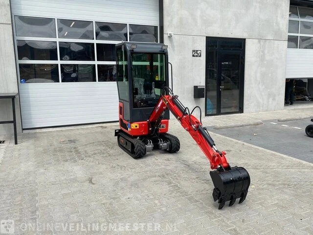 Mini rupsgraafmachine stahlworks, hl320, rood - afbeelding 1 van  15