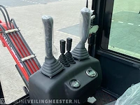 Mini rupsgraafmachine stahlworks, hl320, rood - afbeelding 10 van  15