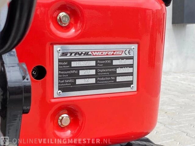 Mini rupsgraafmachine stahlworks, hl320, rood - afbeelding 13 van  15