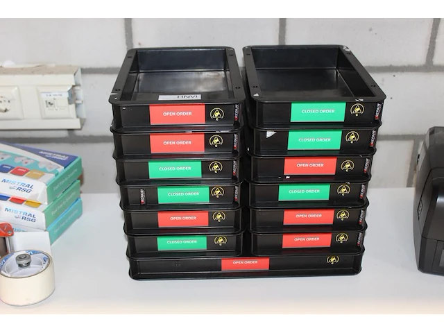 Mini stapelbakjes 13 stuks. - afbeelding 1 van  1