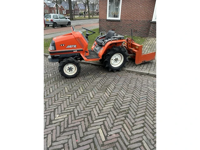 Mini tractor met grondbak kubota, aste a-155 - afbeelding 2 van  9