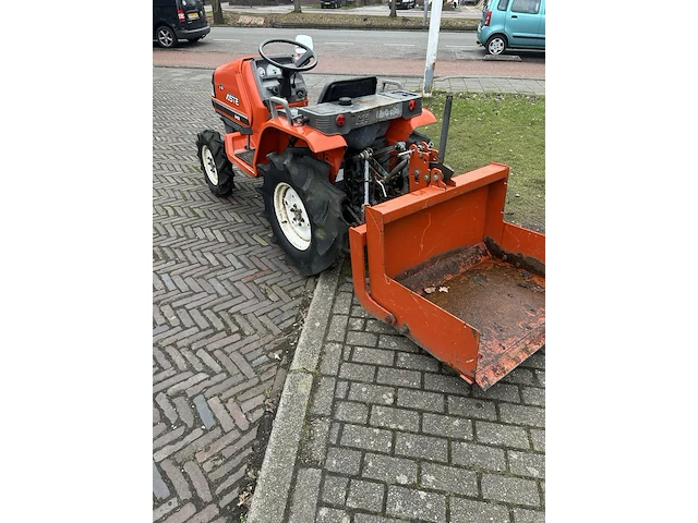 Mini tractor met grondbak kubota, aste a-155 - afbeelding 6 van  9