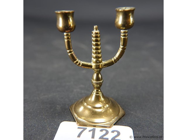 Miniatuur bronzen kandelaar - afbeelding 1 van  3
