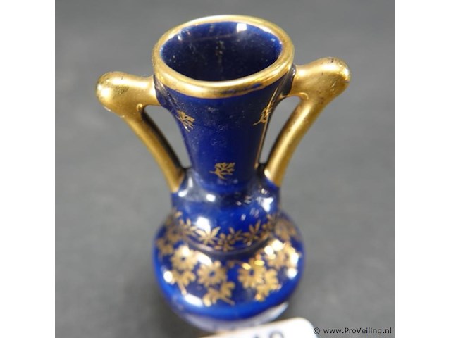 Miniatuur porseleinen vaas - afbeelding 2 van  3