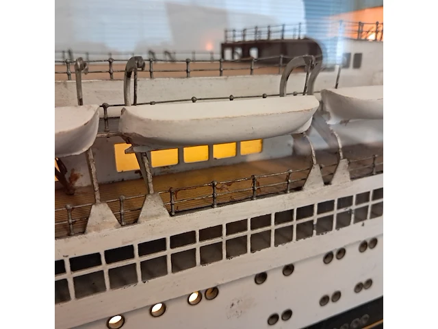 Miniatuurboot "nieuw amsterdam" - afbeelding 6 van  36