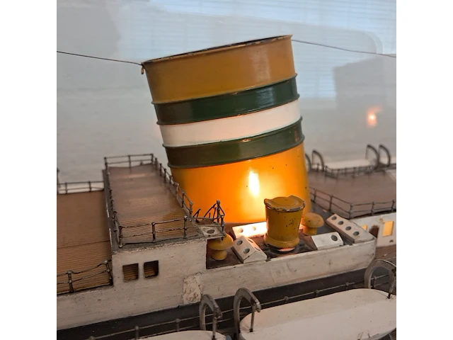Miniatuurboot "nieuw amsterdam" - afbeelding 7 van  36