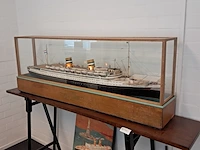 Miniatuurboot "nieuw amsterdam"