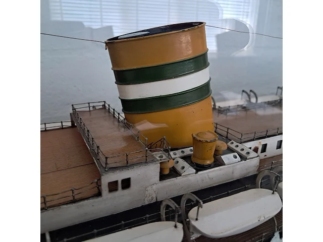 Miniatuurboot "nieuw amsterdam" - afbeelding 15 van  36