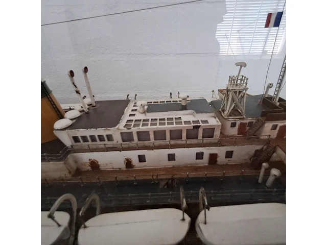 Miniatuurboot "nieuw amsterdam" - afbeelding 17 van  36