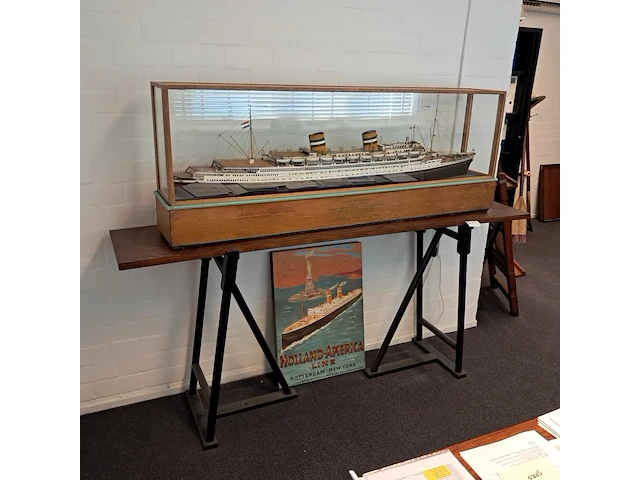 Miniatuurboot "nieuw amsterdam" - afbeelding 31 van  36