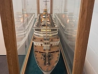 Miniatuurboot "nieuw amsterdam" - afbeelding 32 van  36