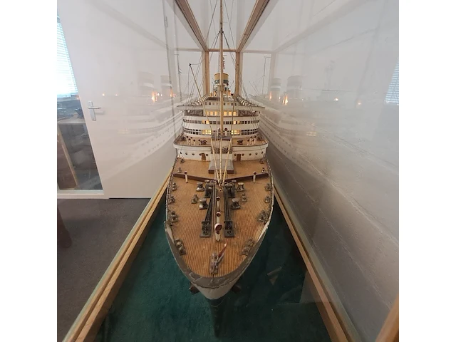 Miniatuurboot "nieuw amsterdam" - afbeelding 33 van  36