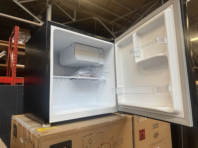 Minibar 46 liter chiq, csd46d4e - afbeelding 3 van  4