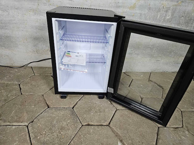 Minibar - afbeelding 4 van  4