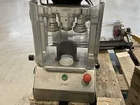 Minicannery blikjes afvulmachine - afbeelding 4 van  9