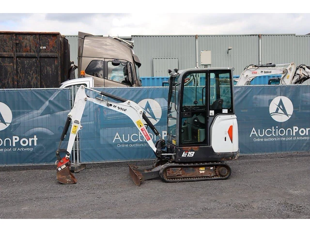 Minigraver bobcat e19 diesel 2016 - afbeelding 1 van  1
