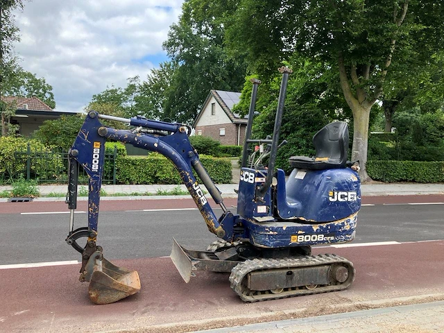 Minigraver jcb 8008 diesel - afbeelding 1 van  1