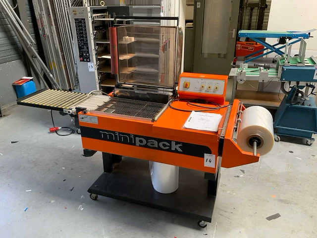 Minipack fm 75 digit krimpfolie verpakkingsmachine - afbeelding 1 van  6