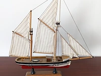 Minitatuurboot dubbele mast - afbeelding 2 van  8