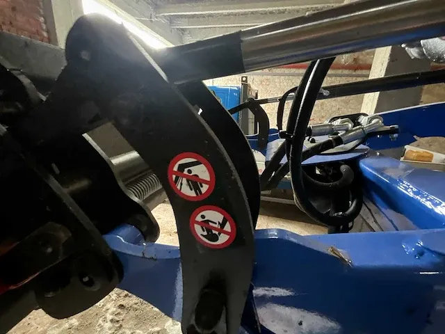 Minitractor - new holland boomer 50 - *249 draaiuren* - afbeelding 14 van  47