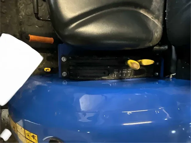 Minitractor - new holland boomer 50 - *249 draaiuren* - afbeelding 26 van  47