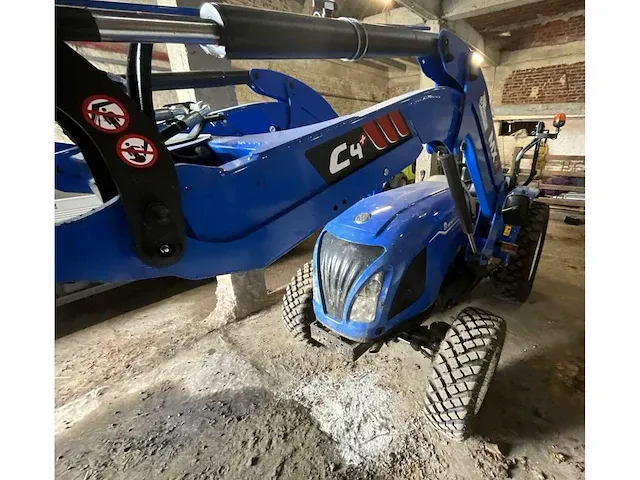 Minitractor - new holland boomer 50 - *249 draaiuren* - afbeelding 43 van  47