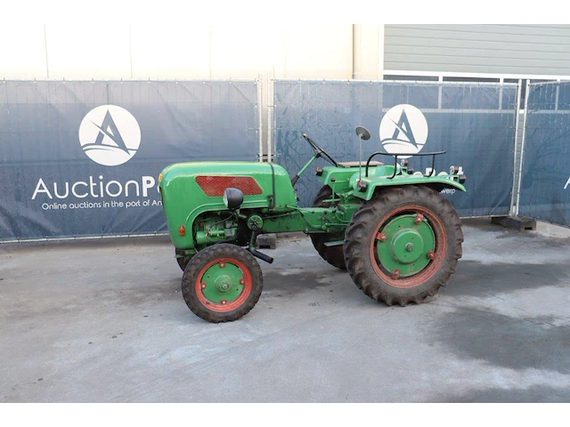 Minitractor holder b12 diesel 12pk (marge) - afbeelding 1 van  1
