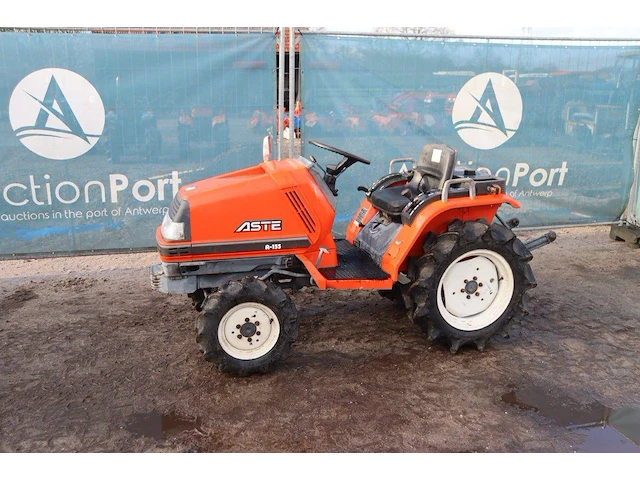Minitractor kubota aste a-155 diesel 16pk - afbeelding 1 van  1