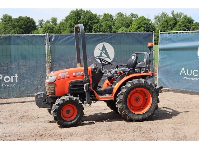 Minitractor kubota b2530db diesel - afbeelding 1 van  1