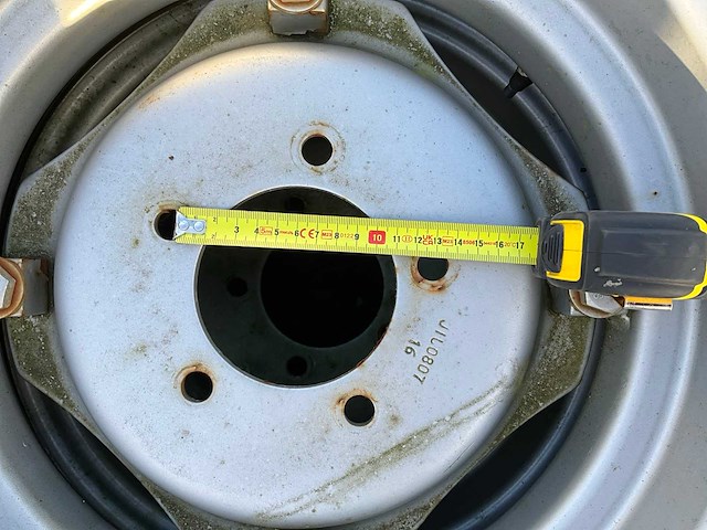 Minitractor wielen set - afbeelding 10 van  11