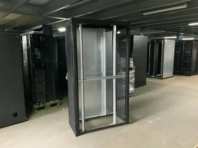 Minkels 19” patchkast - afbeelding 6 van  13