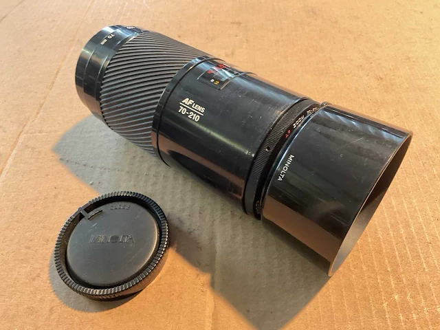 Minolta af camera lens - afbeelding 2 van  2