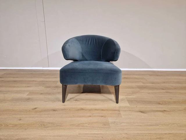 Minotti - aston - fauteuil - showroommodel - afbeelding 1 van  9