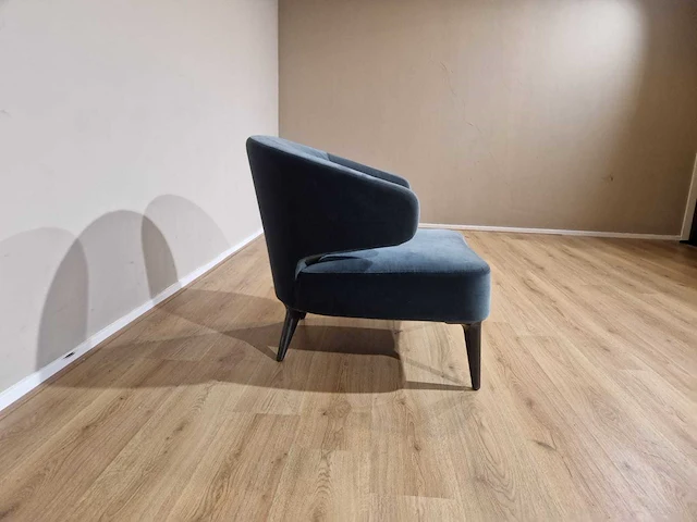 Minotti - aston - fauteuil - showroommodel - afbeelding 8 van  9