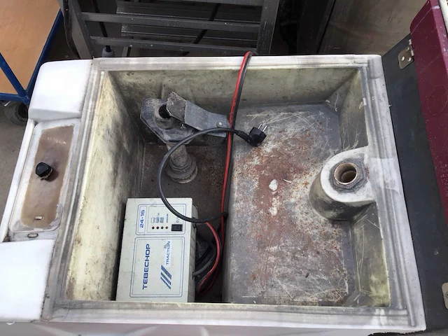 Minuteman 200 schrob zuigmachine - afbeelding 4 van  7