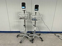 Misdragen vs800 patiëntmonitor (2x) - afbeelding 1 van  5