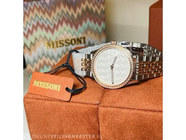 Missoni horloge 60 diamanten 0.33 carat prijs €1900,00 + taxatierapport - afbeelding 1 van  10