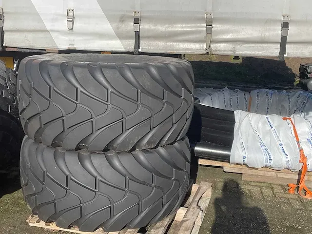 Mitas - band, wiel en velg (2x) - afbeelding 1 van  4