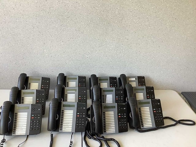 Mitel voip telefoon (15x) - afbeelding 1 van  14