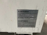 Mitsubishi - 1999 - fx20k - draadvonk- en erodeermachine - afbeelding 17 van  26