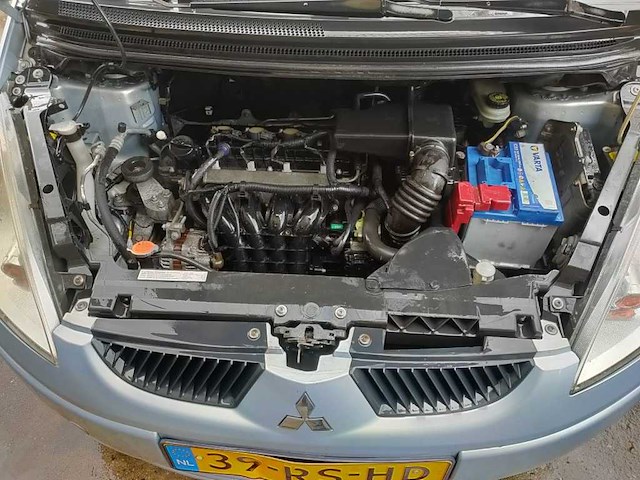 Mitsubishi - 2005 - colt - 1.3 invite - 39-rs-hd - afbeelding 5 van  14