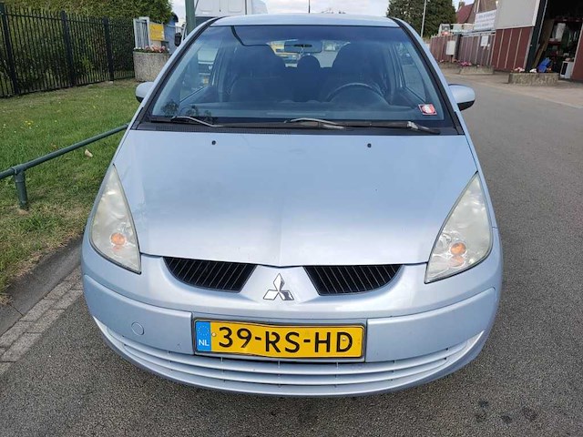 Mitsubishi - 2005 - colt - 1.3 invite - 39-rs-hd - afbeelding 7 van  14