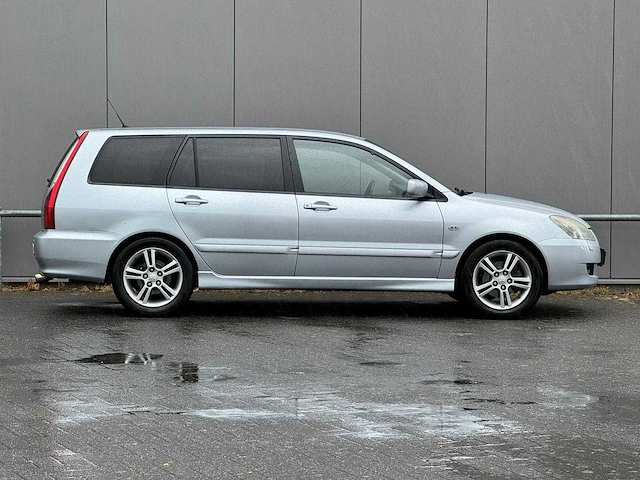 Mitsubishi - 2005 - lancer station wagon - 1.6 sport - 30-rf-pb - afbeelding 6 van  12