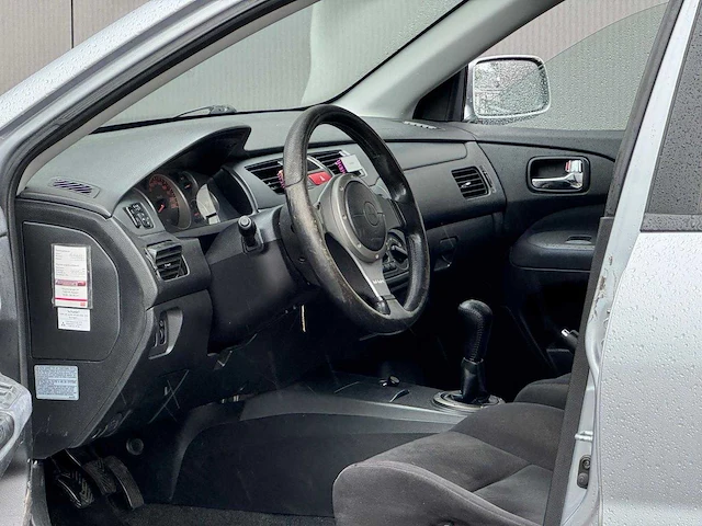 Mitsubishi - 2005 - lancer station wagon - 1.6 sport - 30-rf-pb - afbeelding 11 van  12