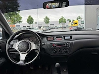Mitsubishi - 2005 - lancer station wagon - 1.6 sport - 30-rf-pb - afbeelding 12 van  12