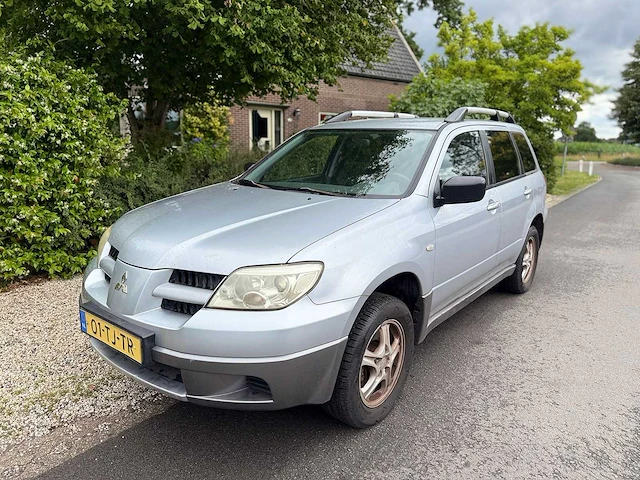 Mitsubishi - 2006 - outlander sport - 2.0 invite+ - 01-tj-tr - afbeelding 1 van  10