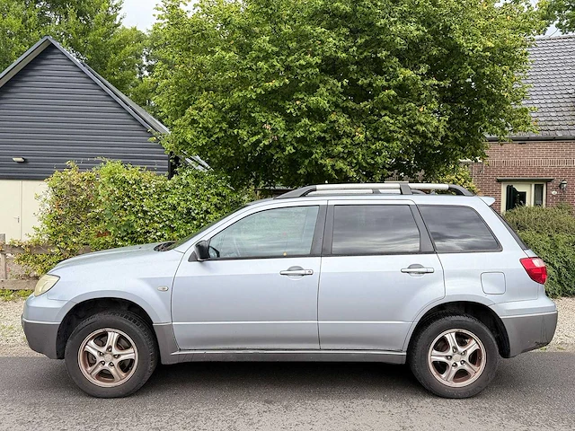 Mitsubishi - 2006 - outlander sport - 2.0 invite+ - 01-tj-tr - afbeelding 9 van  10