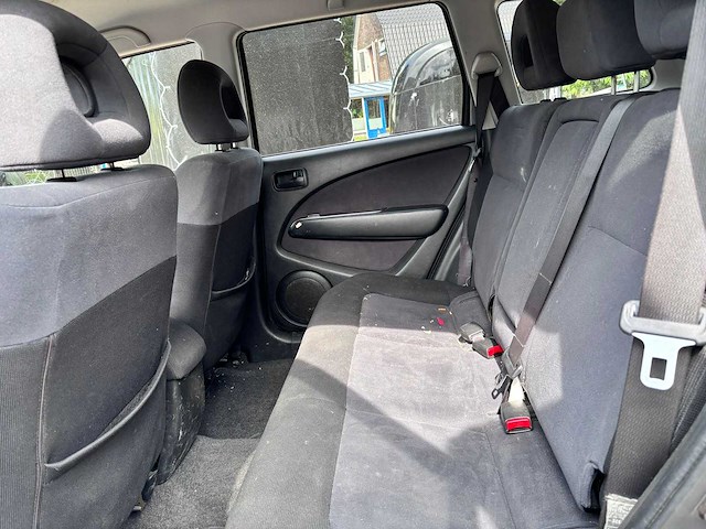 Mitsubishi - 2008 - outlander sport - 2.0 invite+ - 66-zg-rn - schade - afbeelding 6 van  18