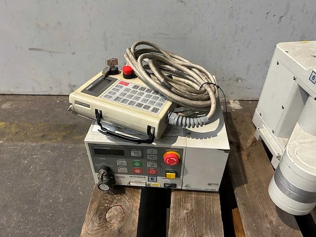 Mitsubishi - 2009 - rp-5ah-s62 - uitnamerobot - afbeelding 5 van  9