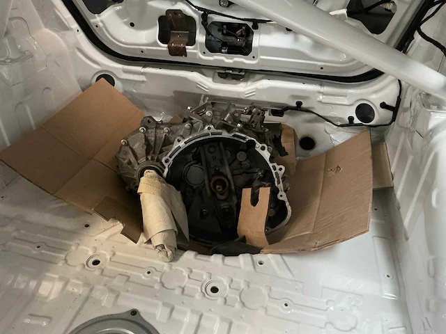 Mitsubishi - colt cup - ralliart - circuitvoertuig - afbeelding 2 van  11